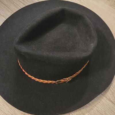 Vintage Dynafelt Outback Hat