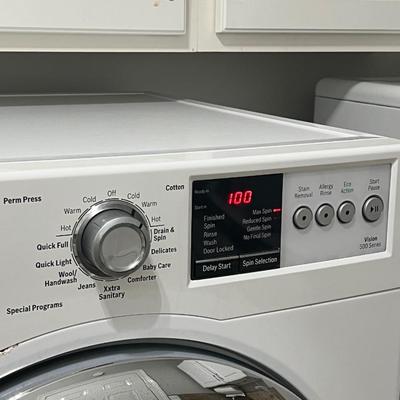 BOSCH ~ Vision 500 Series ~ 2010 Front Load Washing Machine ~ *Read Details