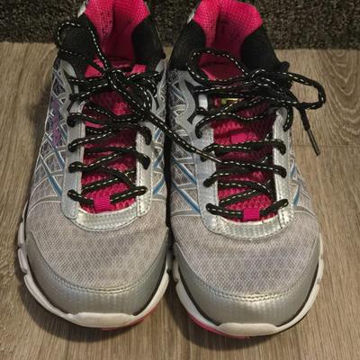 Fila Athletic Shoes - 8.5