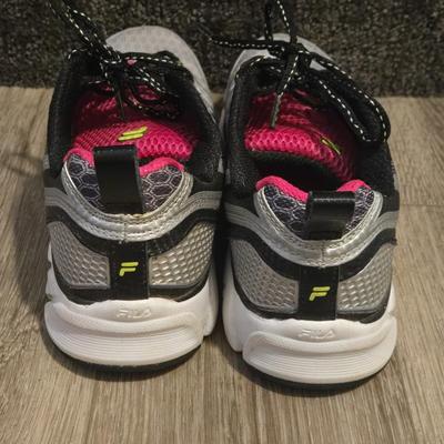 Fila Athletic Shoes - 8.5