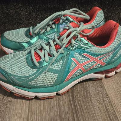 Asics Athletic Shoes- 8.5