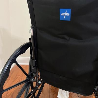 Like New Medline Light Wheelchair Elevating Leg