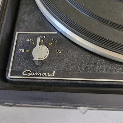 Vintage Garrard Synchro-Lab 95B Turntable Powers up and runs