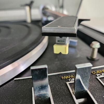 Vintage Garrard Synchro-Lab 95B Turntable Powers up and runs
