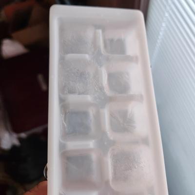 GE Mini Dorm Office Garage Refrigerator 18x19x32 Tested Working