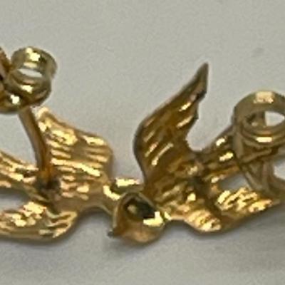 Flying Birds Gold Fashion Earrings for pierced ears