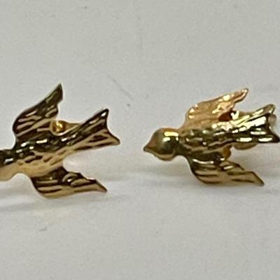 Flying Birds Gold Fashion Earrings for pierced ears
