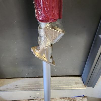 American Flag w Pole & Mounting Bracket