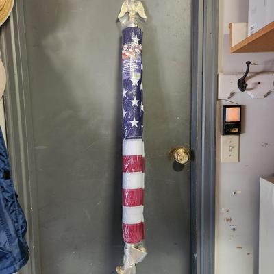American Flag w Pole & Mounting Bracket