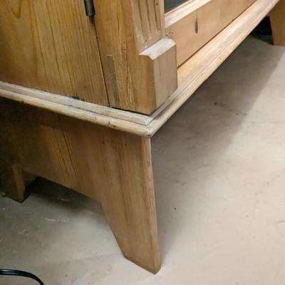 Wonderful Antique Cabinet