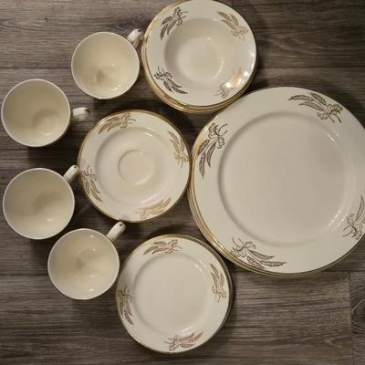 Prairie Gold Ohio China Set