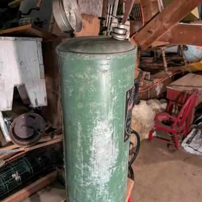 The Pitney Lighting System Gas Tank No 70