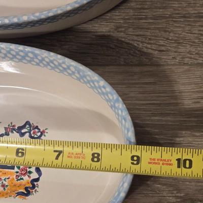 (2) Nesting Casserole Dishes