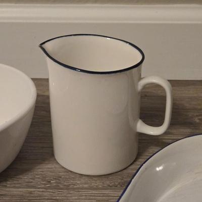 Mixed Kitchen Items