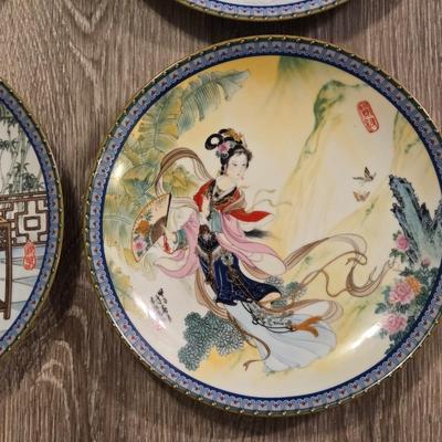 (4) Jingdezhen Handpainted Geisha Plates