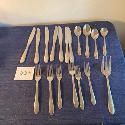 Silverware Lot