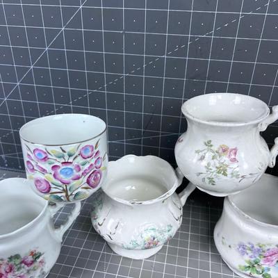 Victorian Era Mugs 