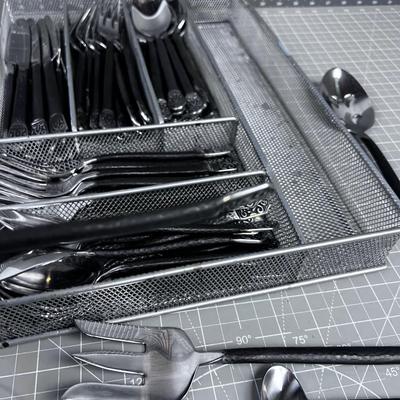 Nice Set of Utensils Unique Handle. 