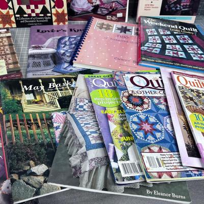 Large Grouping of Quilting Books and Magazines 