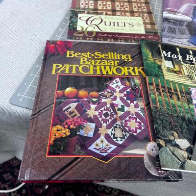 Large Grouping of Quilting Books and Magazines 