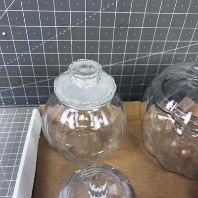Tray of 5 lidded Glass Pumpkins 