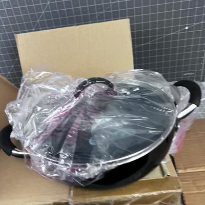 NICE! NEW Gordan Ramsey ECHO GUARD Frying Pan with Lid HIGH PERFORMANCE NON-STICK ALUMINUM 