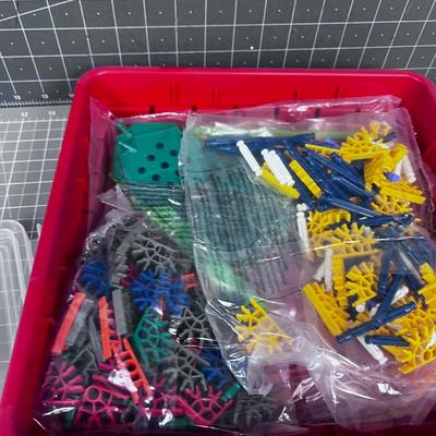 K'NEX Truss Bridge Set with Instruction