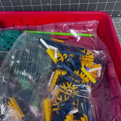 K'NEX Truss Bridge Set with Instruction