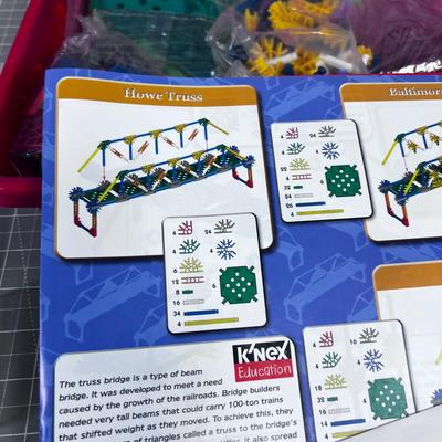 K'NEX Truss Bridge Set with Instruction