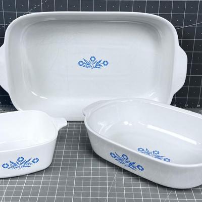 3 Pieces of Blue Flower CORNING WARE