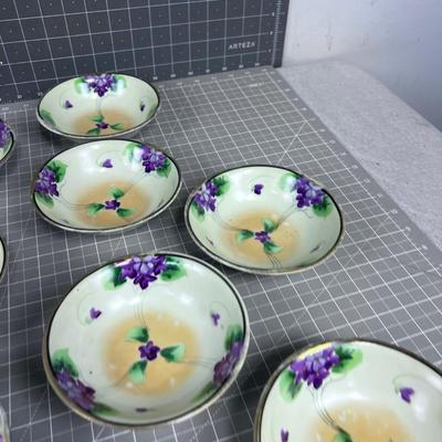 Nice Hand Painted Berry Bowls (12) 