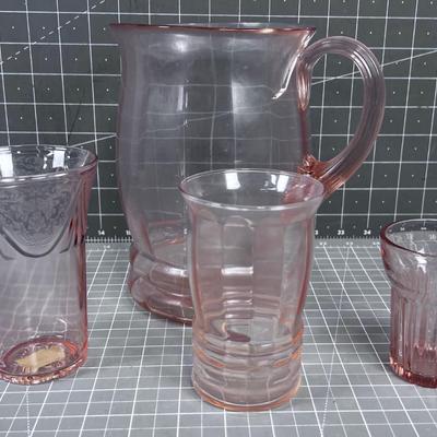 Pink Depression Glass: Pitcher, 3 glasses tumblers