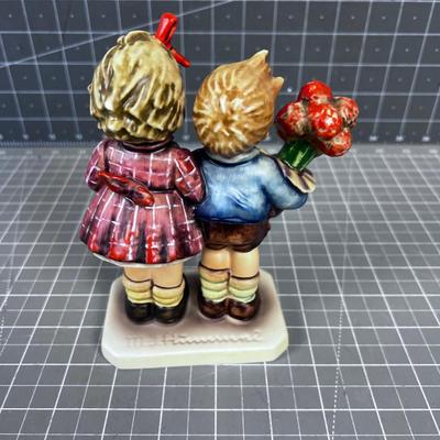 HUMMEL Figurine 2 Children, 50th Anniversary of Hummel