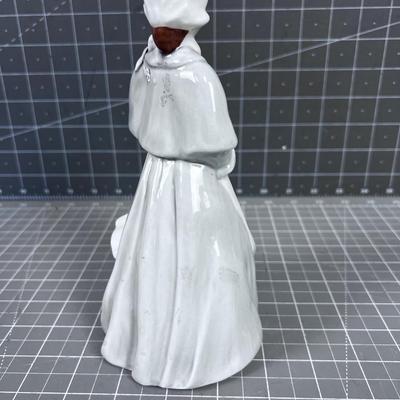 PRISCILLA Florence Ceramics WOMAN with her Scriptures