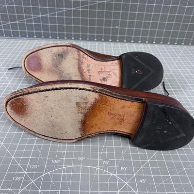 Allen Edmonds Brown Delray with Shoe Tree included 