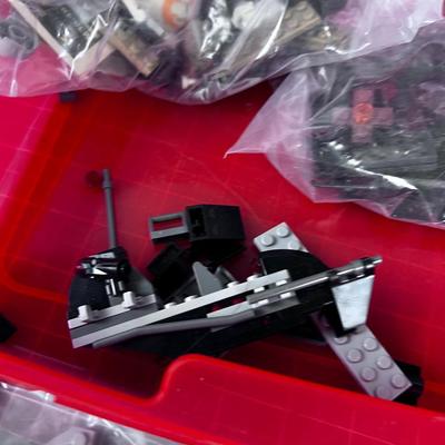 Bin of LEGOS: Looks like Star Wars Items