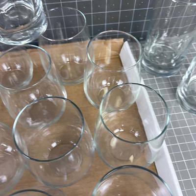 GLASSES: Glasses and Tumblers Clear