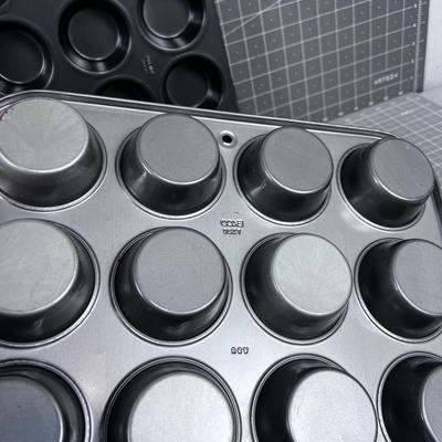Muffin Tins 