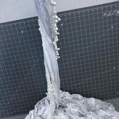 White Lacey Scarfs (a Dozen or soo) 