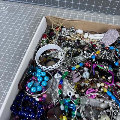 Tray of Costume Jewelry 