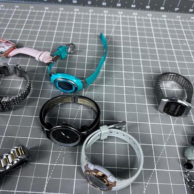 Watch Lot: Women's 