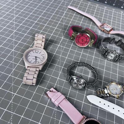 Watch Lot: Women's 
