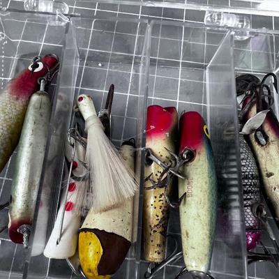 Tray full of Antique Fishing Lures 