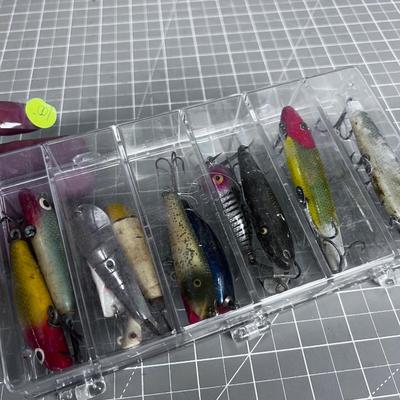 Tray full of Antique Fishing Lures 