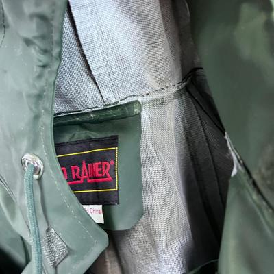 Pro RAINER Rain Coat, Green 