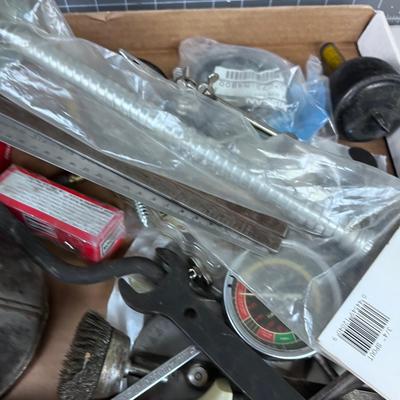 Tray of Garage Automotive Items 