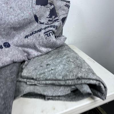 3 Packing Blankets 