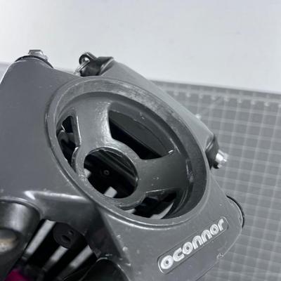 O'Connor 2 Stage Carbon Fiber Tripod, with Case