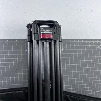 O'Connor 2 Stage Carbon Fiber Tripod, with Case