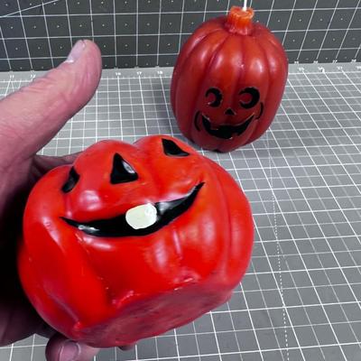 2 Fabulous VINTAGE Pumpkin Candles 